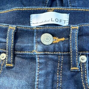 26p LOFT skinny denim jeans